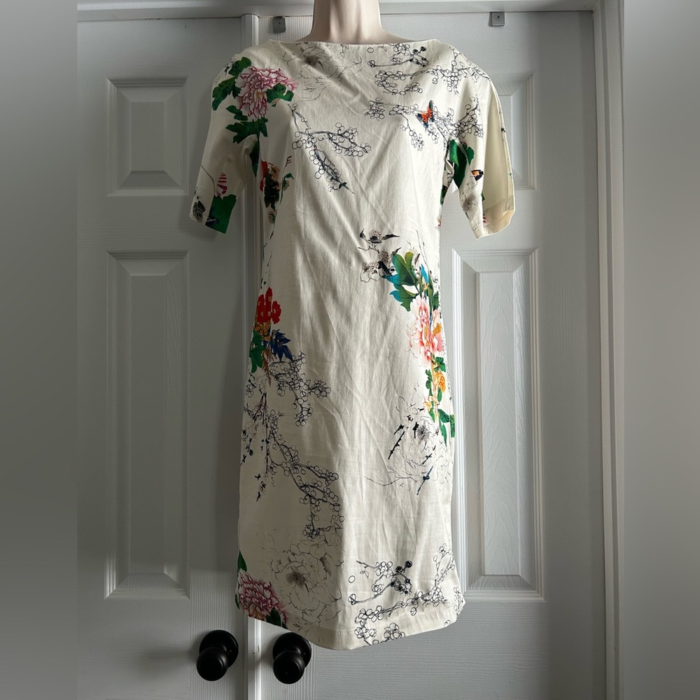 Zara women’s dress.
